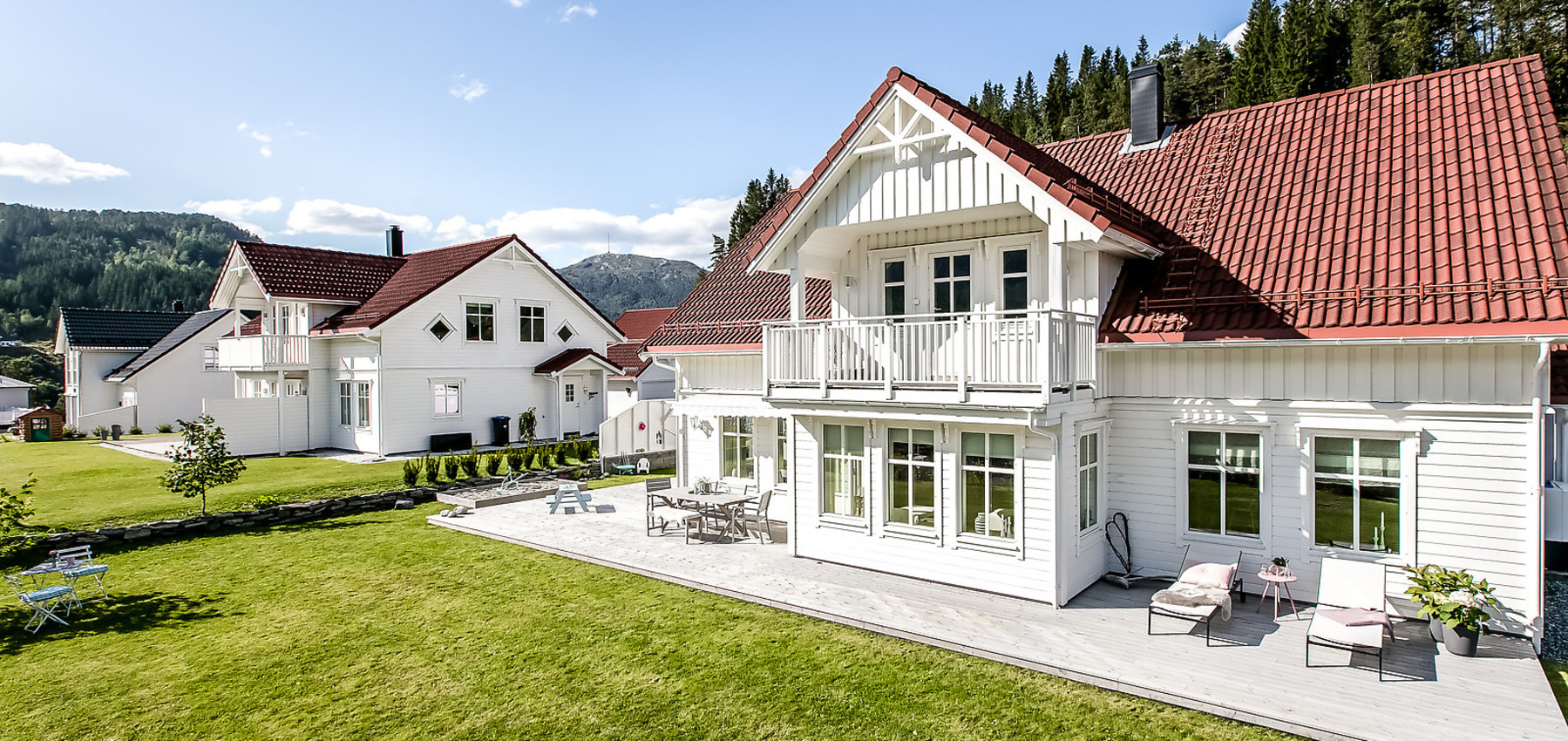 Her ser vi huset som familien Kårstad fikk bygget gjennom VestlandsHus Førde. Husmodellen heter Saudehornet.