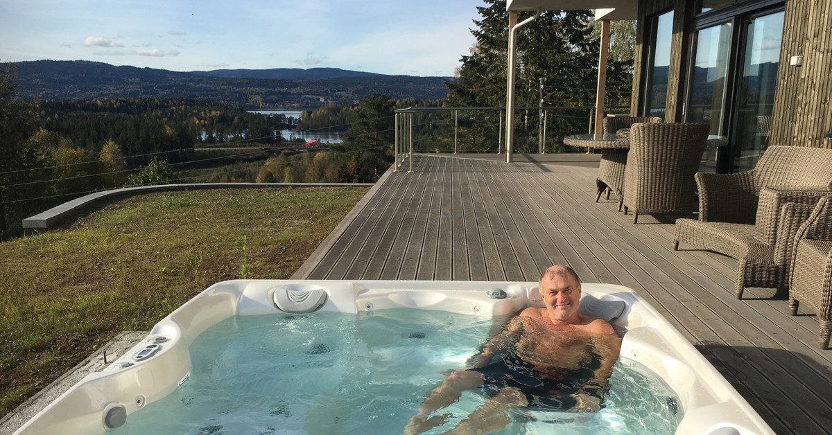 Rune_Nilsson_jacuzzi.jpg